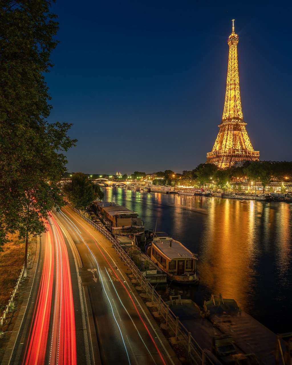 Day 07 - Eiffel Tower (2nd Level) – Disneyland® (Optional) – Illumination Tour of Paris (Optional)
